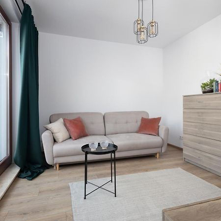 Apartament Goclawska Swps Pge Narodowy Dworzec Wschodni Soho Factory Warsawa Bagian luar foto